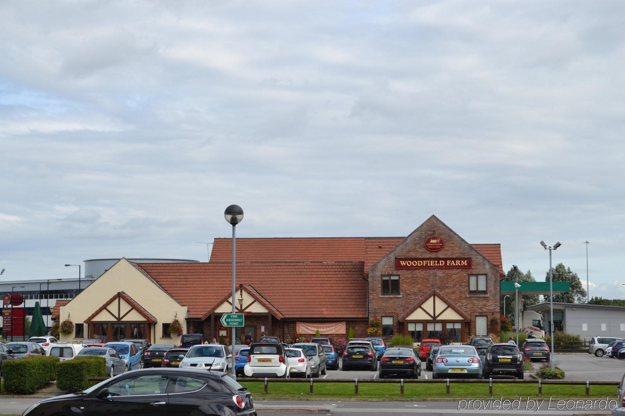 Holiday Inn Express Doncaster By Ihg Exterior photo